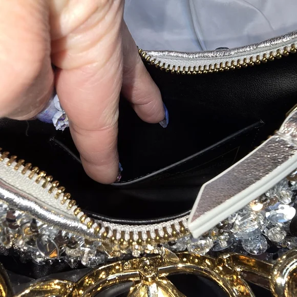 ❌sold Do Not Buy❌Kurt Geiger Small Chelsea Chain Hobo Bag New Sold Out - Picture 7 of 13